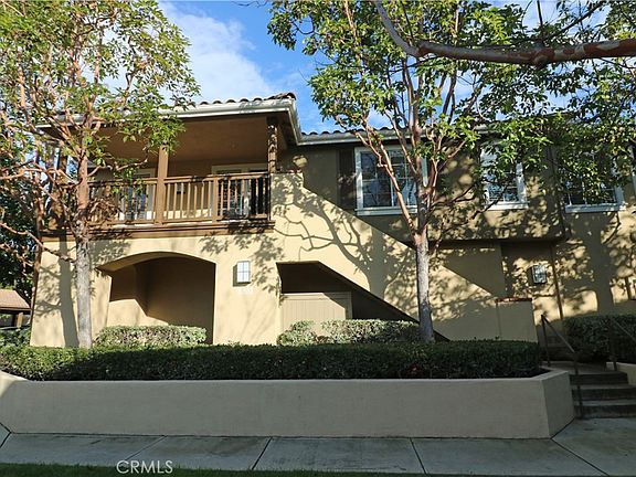 3rd image of 135 Gallery Way