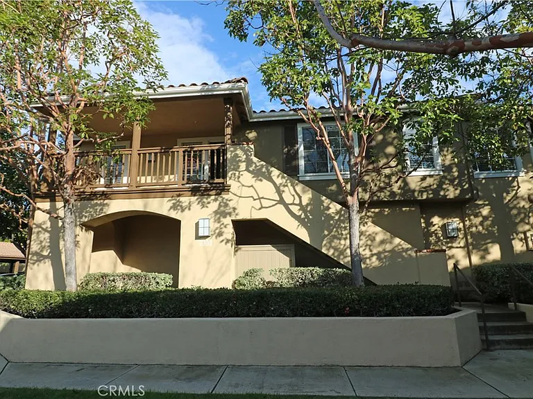 135 Gallery Way — Photo 3