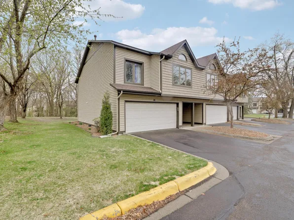 16 110th Ln NW, Coon Rapids, MN 55448