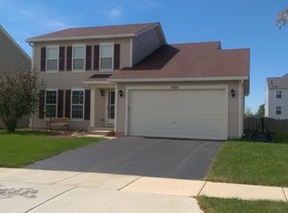 1660 Ridgecrest Dr, Hampshire, IL 60140