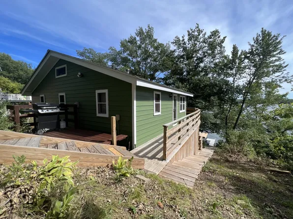 21187 Elkview Cir, Richmond, MN 56368