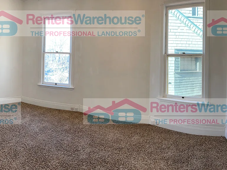 970 E 1st Ave #2 — Photo 5