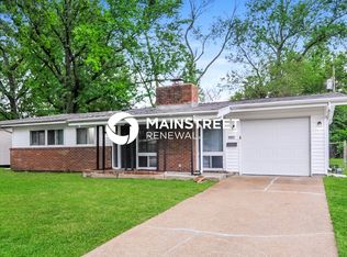2280 Saint Catherine St, Florissant, MO 63033
