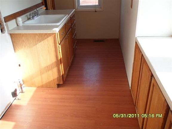 3rd image of 27423 Ursuline St