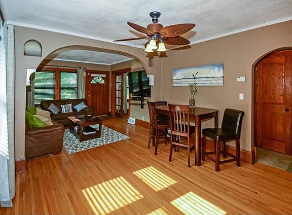 4th image of 1017 Minnehaha Ave W