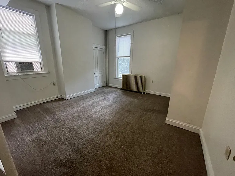 455 Warner St #2 — Photo 12