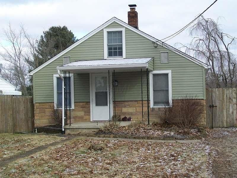 1st image of 627 W Hubert Ave