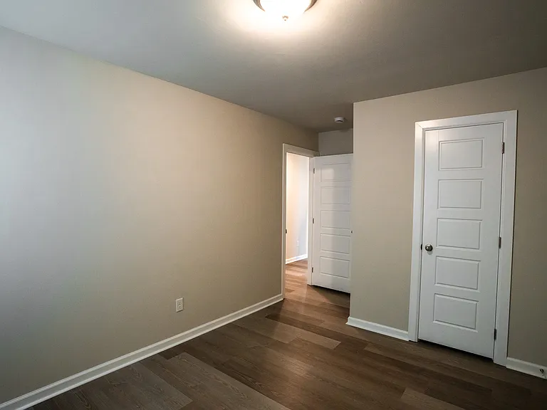 10513 SW 41st St — Photo 16