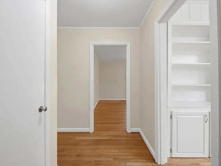 312 Arrow Dr — Photo 3