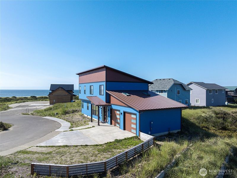 3rd image of 1288 Cohasset Crest