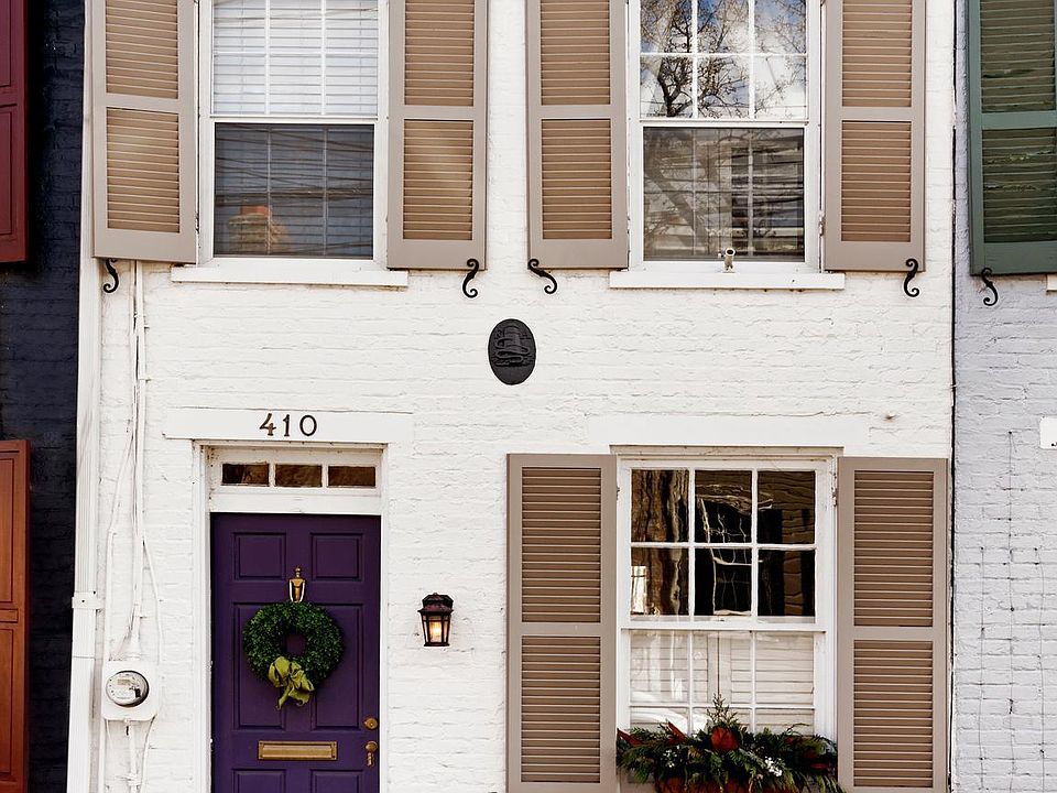 1st image of 410 S Lee St