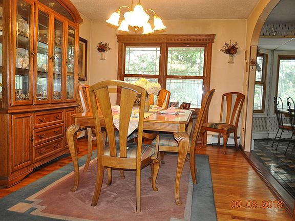 4th image of 2705 Meadow Ct
