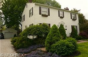 3rd image of 294 Shiawassee Ave