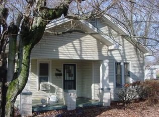 1312 N Market St, Paris, TN 38242
