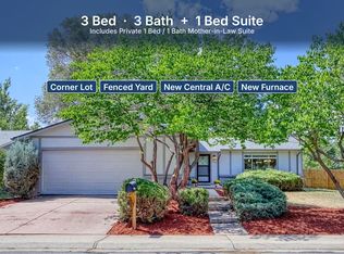 551 S Field Ct, Lakewood, CO 80226