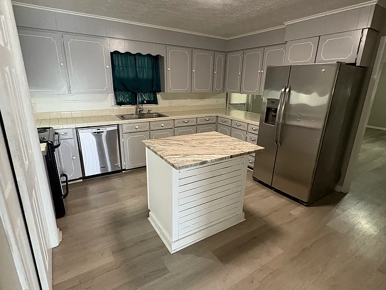 11141 Pine Acres Rd — Photo 12