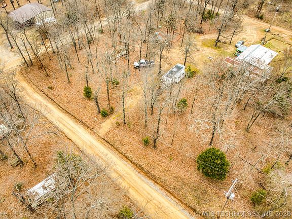 3rd image of 3 Crouch