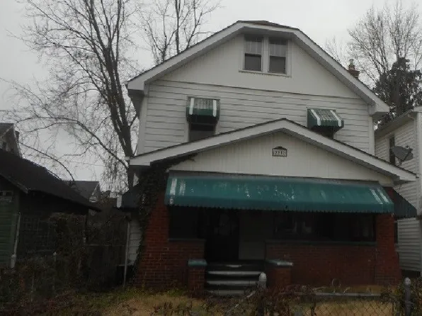 2212 10th Ave, Huntington, WV 25703