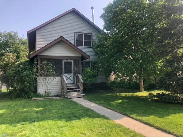 1441 6th Ave S, Fargo, ND 58103