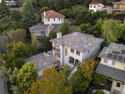1028 Aquarius Way, Oakland, CA, 94611