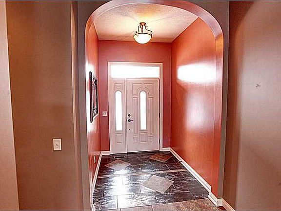 2nd image of 615 Maeghann Ct
