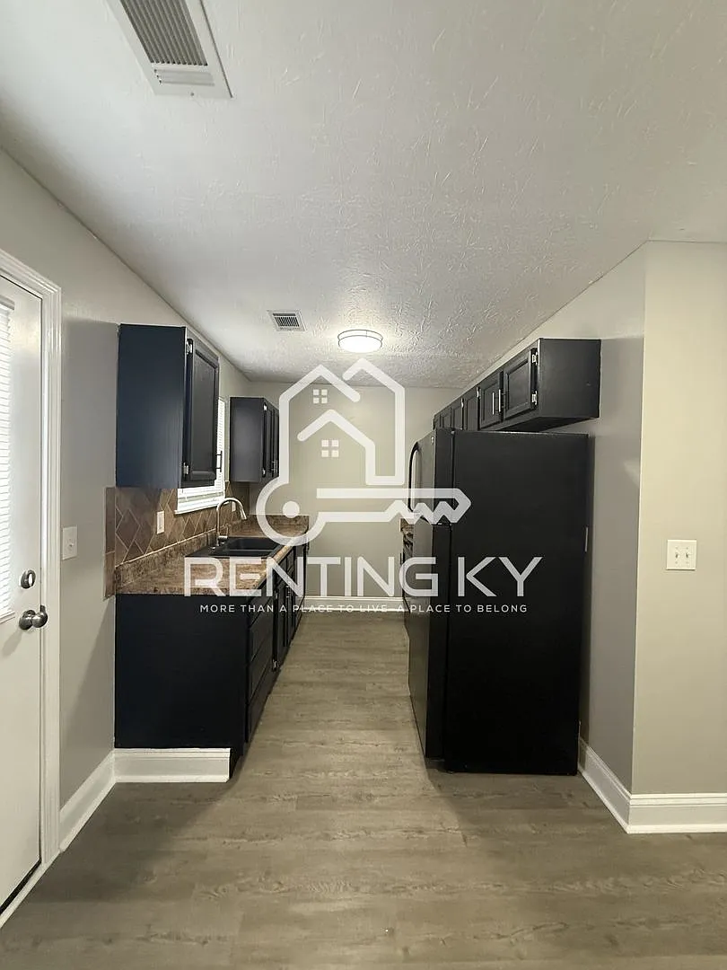 180 South Killarney Lane — Photo 4