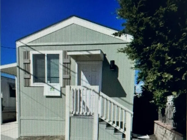9023 Rose St #A-10, Bellflower, CA 90706