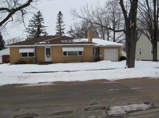 817 W 4th St, Mosinee, WI 54455