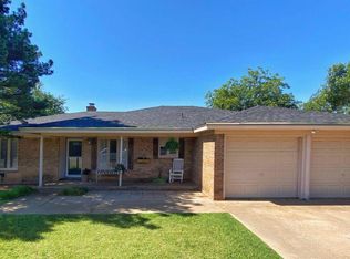 2403 92nd St, Lubbock, TX 79423