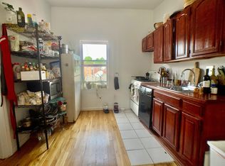 206 4th St APT 4R, Jersey City, NJ 07302