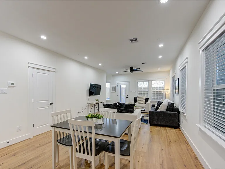 3406 Garapan St #A — Photo 23