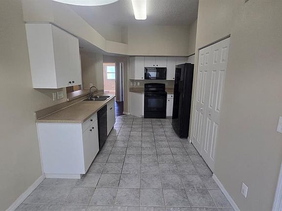 4th image of 1448 Watermill Cir