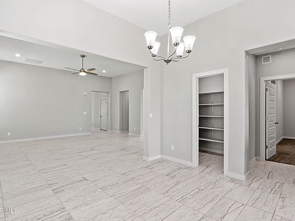 5th image of 12801 Middlesbrough Ave