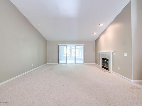 2nd image of 1545 Skylark Ct