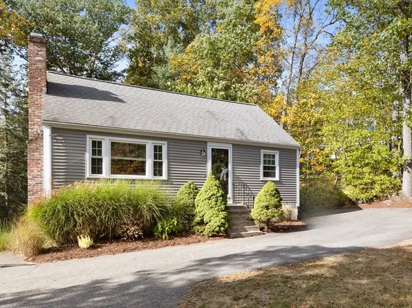 42 Mill St, Burlington, MA 01803