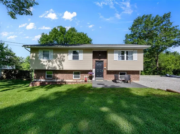 500 Flucom Mdws, De Soto, MO 63020