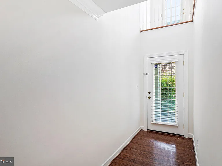 7720 Spoleto Ln — Photo 54