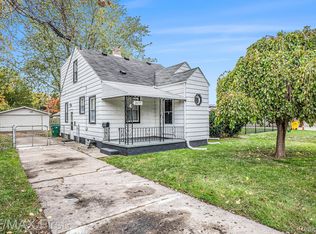 16244 E Ten Mile Rd, Eastpointe, MI 48021