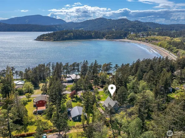 127 Montgomery Lane, Orcas Island, WA 98245