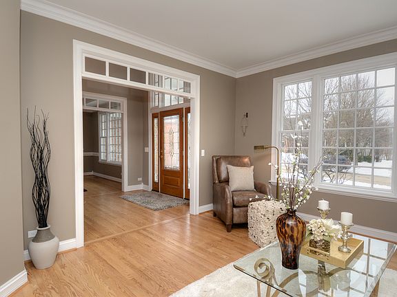 3rd image of 1648 Eagle Brook Dr