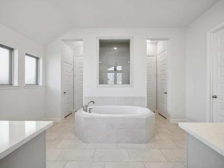 4318 Rocky Stream Ct — Photo 14