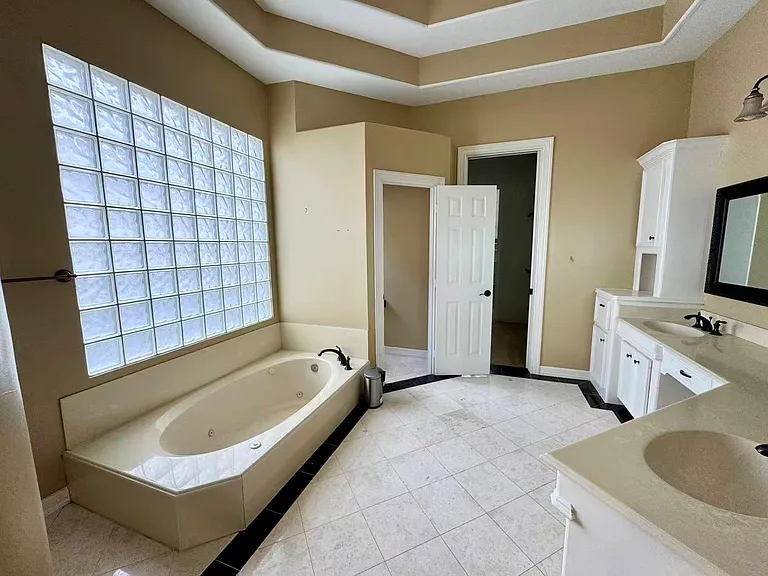15106 Green Tavern Ct — Photo 14