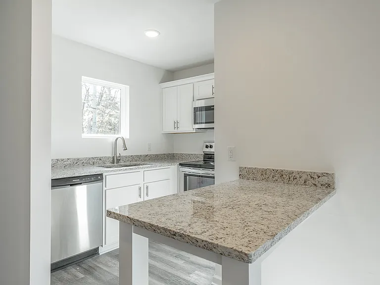 79 Shallowford Rd — Photo 12