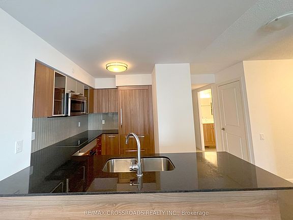 3rd image of 5168 Yonge St #2107