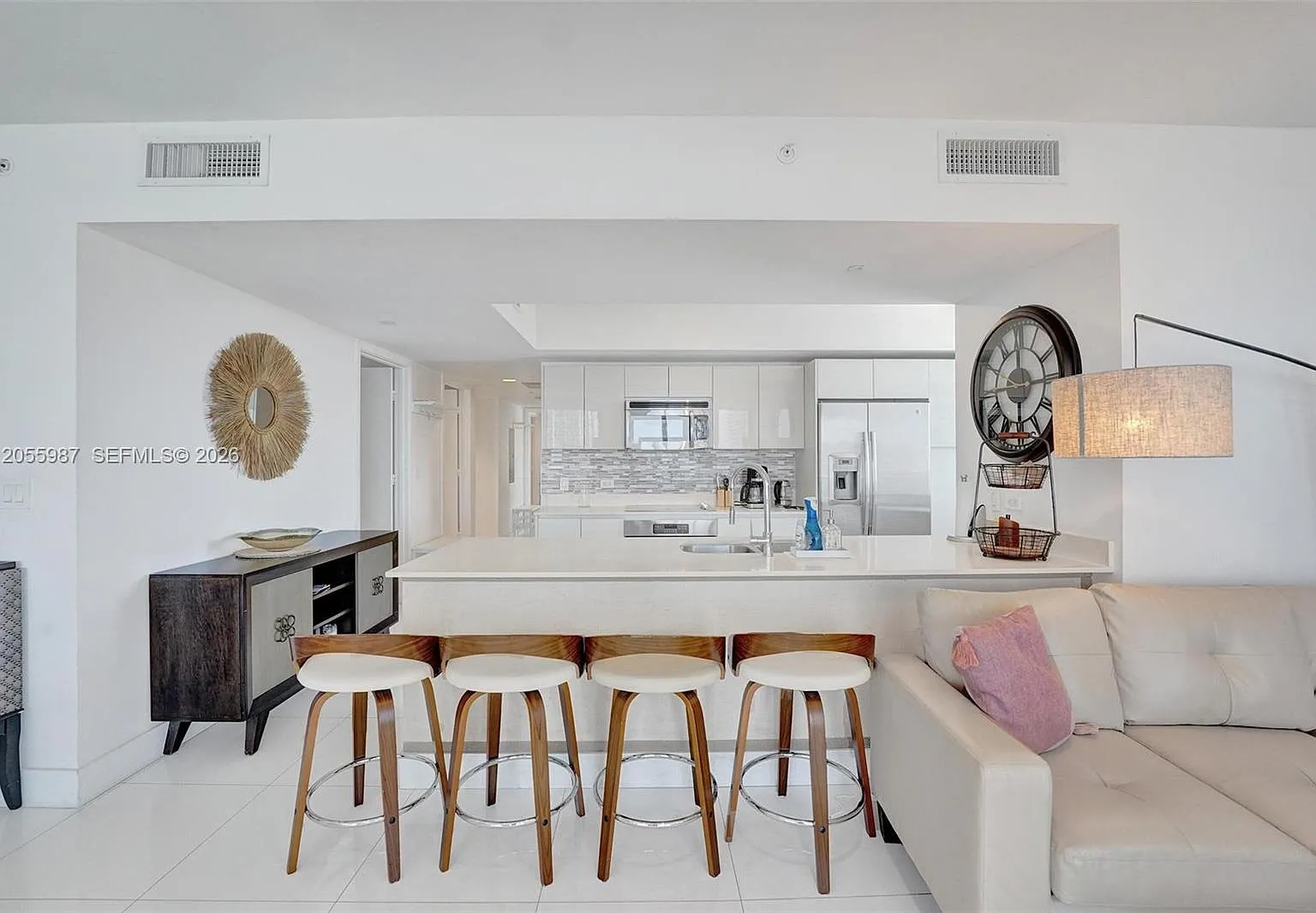 Beachwalk Condominium — Photo 3