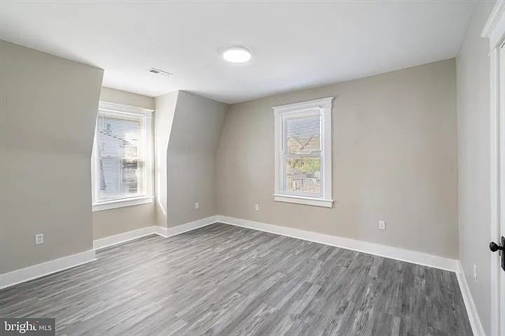 3408 W Forest Park Ave - 1st Floor — Photo 4