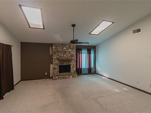 4th image of 294 Drosdick Dr