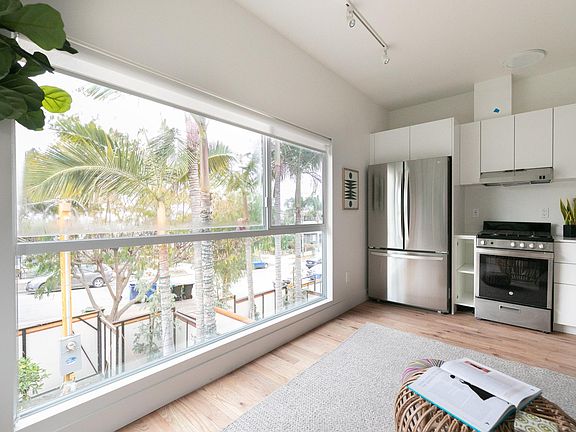 2nd image of 3607 Bellevue Ave #3609.75