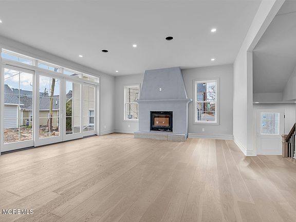 5th image of 304 3rd Avenue