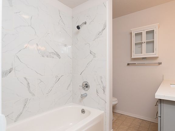 3rd image of 14525 NE 6th Pl APT 3